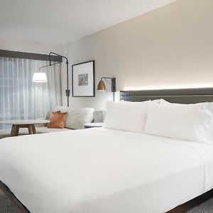 Premium King Room